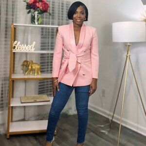 BELTED DOUBLE-BREASTED LIGHT PINK BLAZER